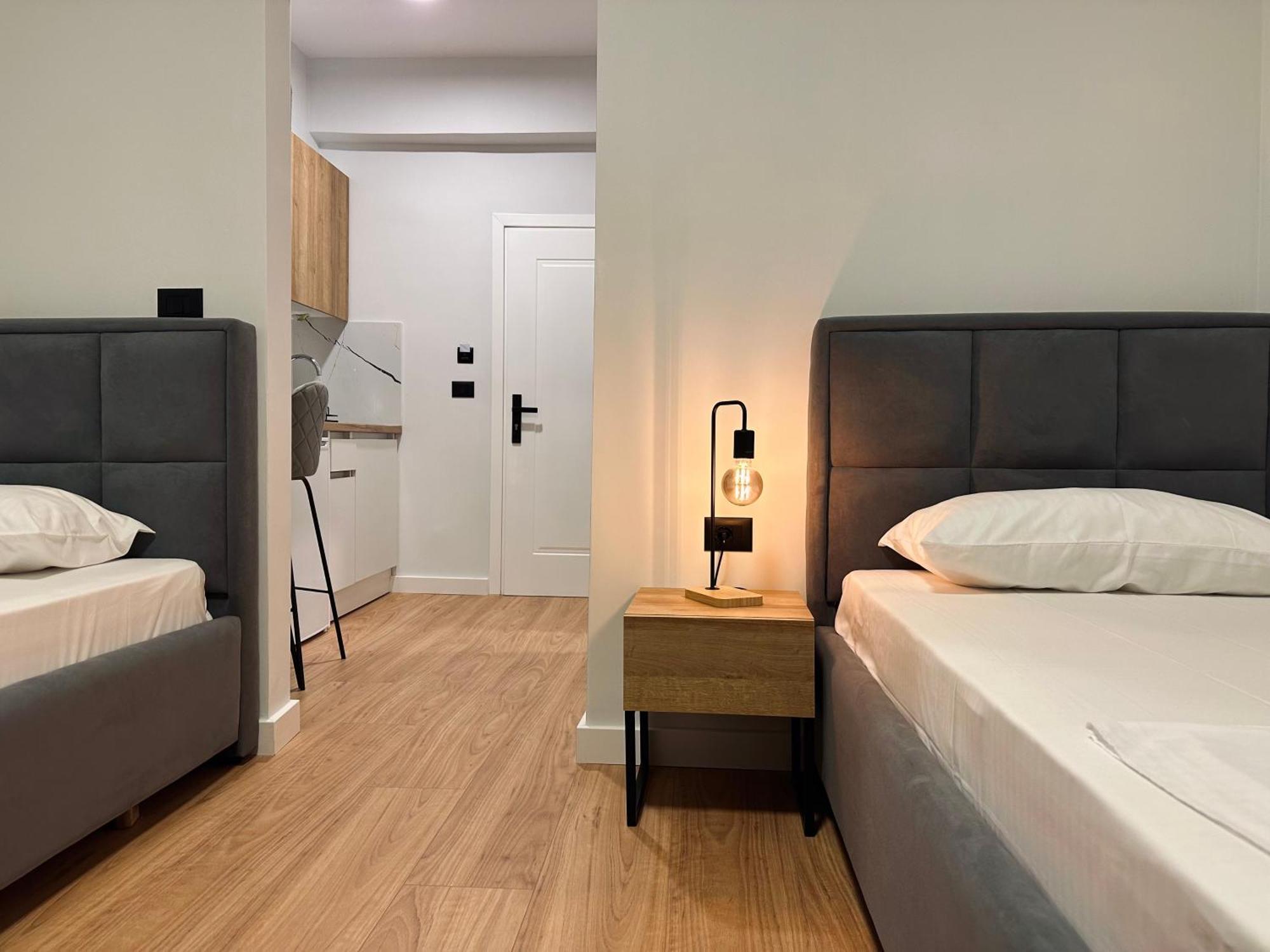Lidia Apartments סרנדה מראה חיצוני תמונה
